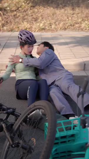 Venganza tras el silencio: El ingeniero invencible Episodio 2