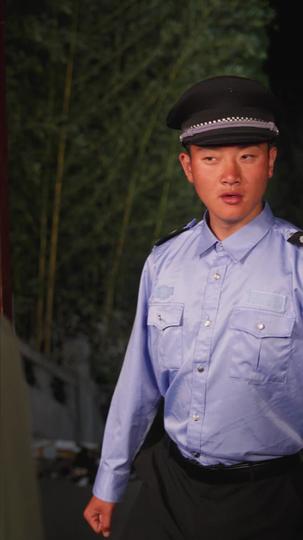 端午祭祖,男友一家把我丢下车 第11集