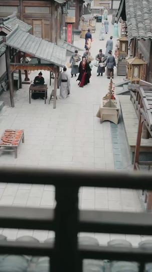 Bos Kecil Pengatur Takhta Episode 8