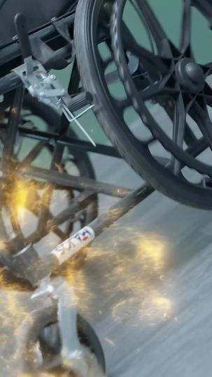 社長の萌え娘は金運ゼロ?！（日本語吹替版） 第 9 話