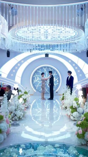 Queda Destinada: De Inimigos a Casal 8Episódio