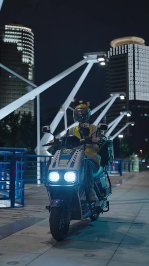 予我璀璨人生 第1集