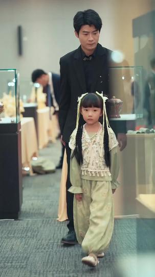 別惹那個擺爛爹，他閨女有通天籙 第10集