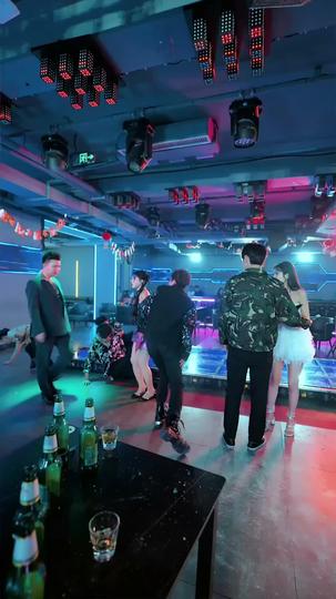 제왕 강림(더빙) 제2회