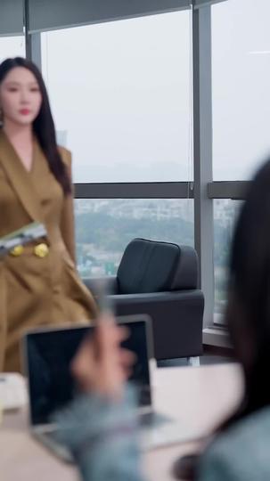 Love Fades, I Rise Episode 5