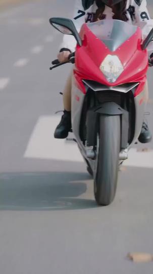 Sang Pewaris yang Dimanjakan Om Episode 1