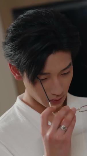 โลกนี้ไม่มีสิ่งใดเทียบเท่าคุณ ที่5ตอน