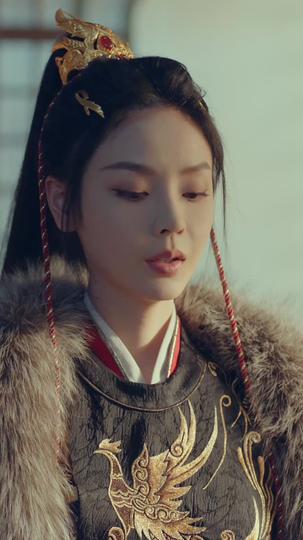 Crown in One Hand, Fire in the Other Episode 8