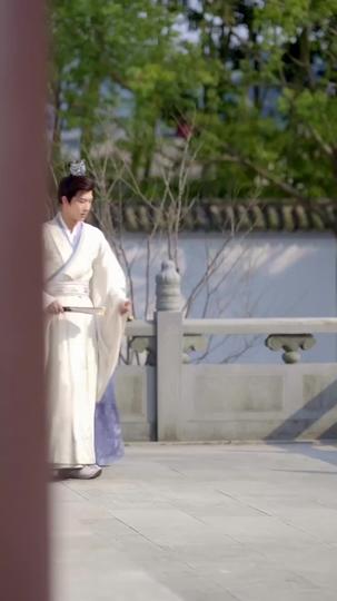 Whispers to His Mind Episode 9