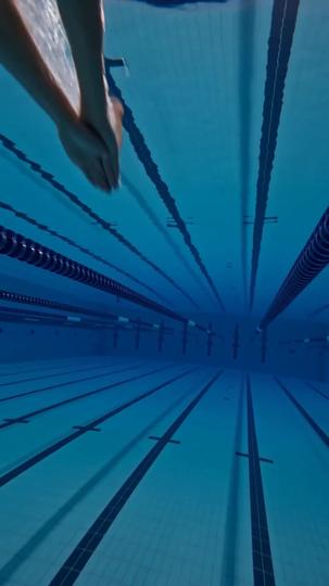Secret Love: My Swimming God Stepbrother Episode 1