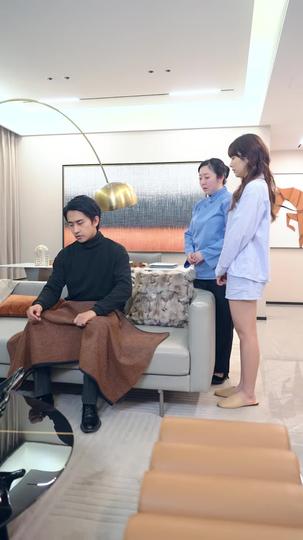 离婚后冷爷他知错了 第6集