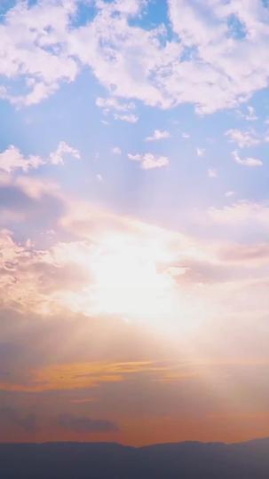 Embarazada del Bebé del CEO (Doblado) 	 Episodio 11