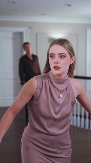 A Esposa Que Ele Abandonou Virou Rainha 3Episódio