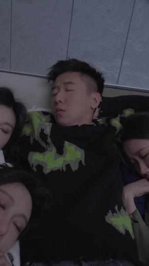 From Roommates to Rivals for His Heart Episode 8