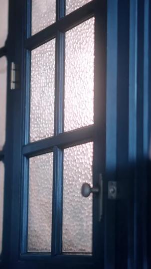 Love in the Time of Shadows Episode 2