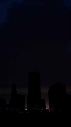 The Stolen Life: Close yet Worlds Apart (DUBBED)  Episode 1