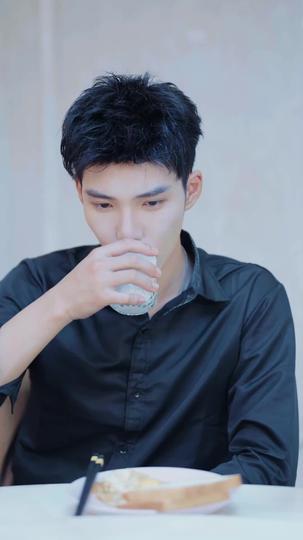 离婚后前夫有了读心术 第5集