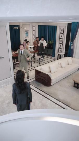 净身出户后，我转身踏青云 第4集