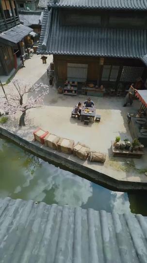 عقول لا تعرف المستحيل: مهندس المستقبل يغير وجه الماضي (مدبلج) 6مجموعة