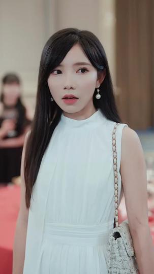 Falling for the Secret Heir Episode 8