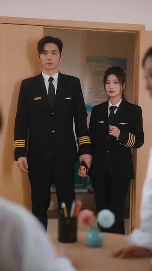 Romantika di Atas Udara Episode 2