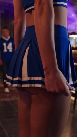 Cheerleading Uniform, Wrong Sister Episode 1
