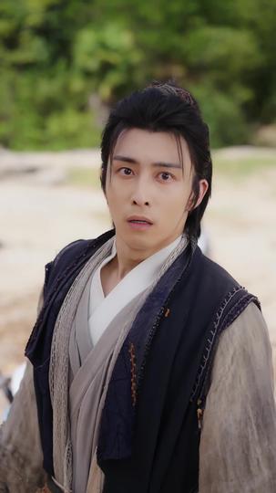 我只想苟着，系統偏讓我裝 第2集