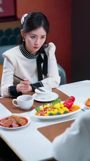 กฎลำเอียงรัก ที่10ตอน