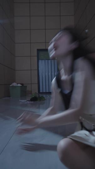 重生異世界,校花愛上我 第1集