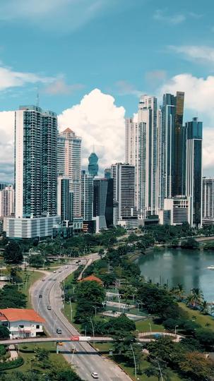 Rainha Mãe Manda 1Episódio