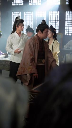 Renaître des Ruines : Brillance Cachée Épisode5