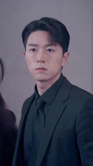 Siapa Pewaris yang Sebenarnya? (Sulih Suara) Episode 4