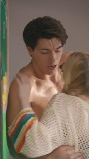 الاتفاق السري لقائد فريق الهوكي على الجليد (مدبلج) 3مجموعة