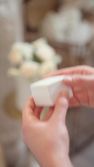 Pick up a Billionaire Husband Episode 1