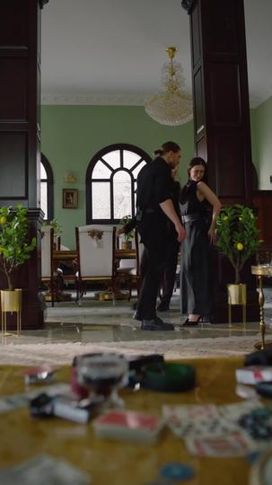 Sem Escapatória do Abraço do Rei Mafioso (Dublado) 6Episódio