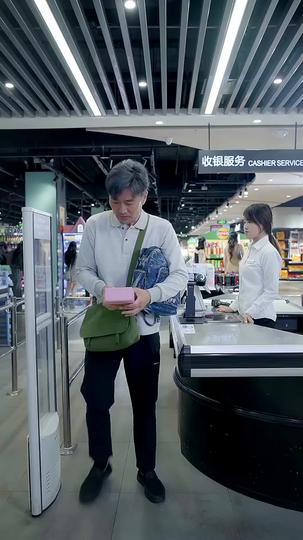 A Hero in Rags Episode 3