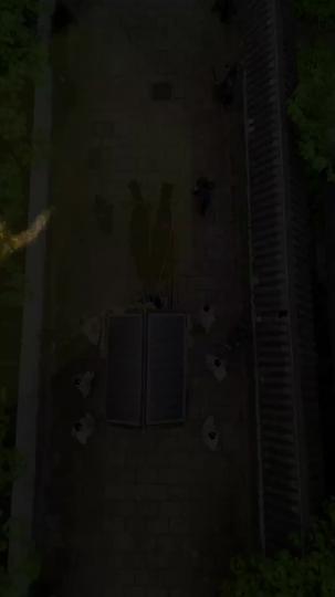 Di Atas Mahkota Episode 1