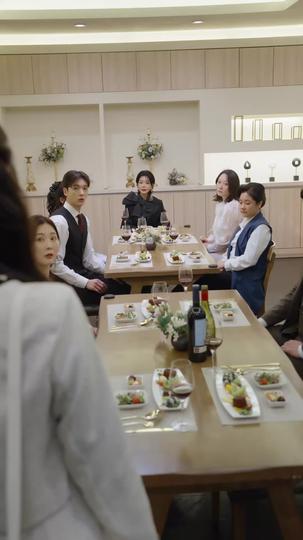 The Mysterious Old Money Heiress Episode 2