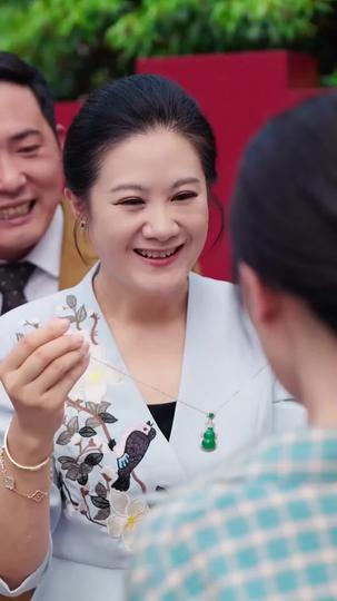 Love at 30,000 Feet Episode 5