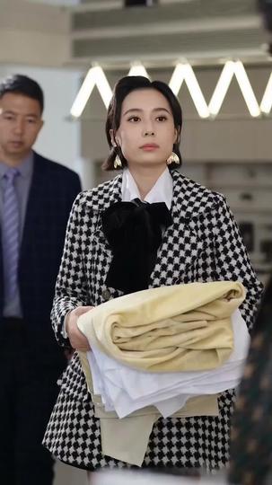 The Fashion Queen Strikes Back Episode 3