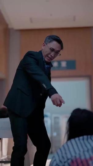 Her Love Disguised as Betrayal Episode 2