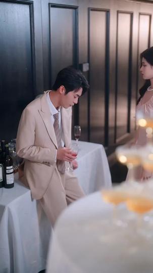 Love in the Time of Shadows Episode 3