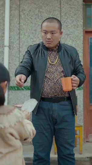 Fortune's Favorite, Family's Castoff (DUBBED) Episode 8