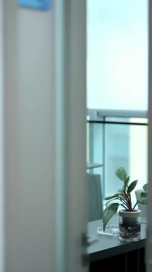 Shards of Love, Crown of Power Episode 7