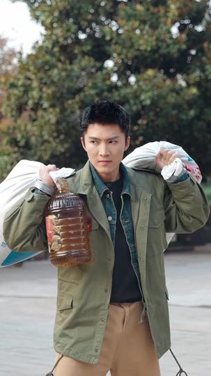 الملك الملاكم المختفي – الموسم الثاني 2مجموعة