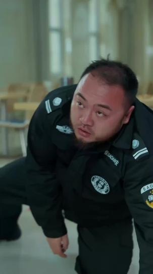 このボディーガード最強すぎる（吹き替え） 第 8 話