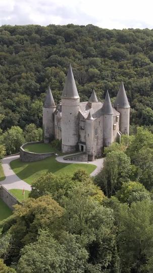 Demasiado tarde, Alfas Episodio 5