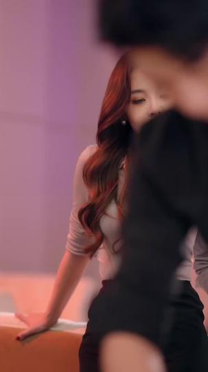 Loving the Enemy on My Bed Episode 8