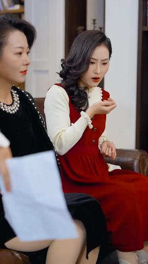 When the Crown Slips Episode 2