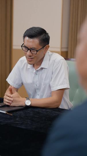 被裁员后厂子倒闭了 第2集